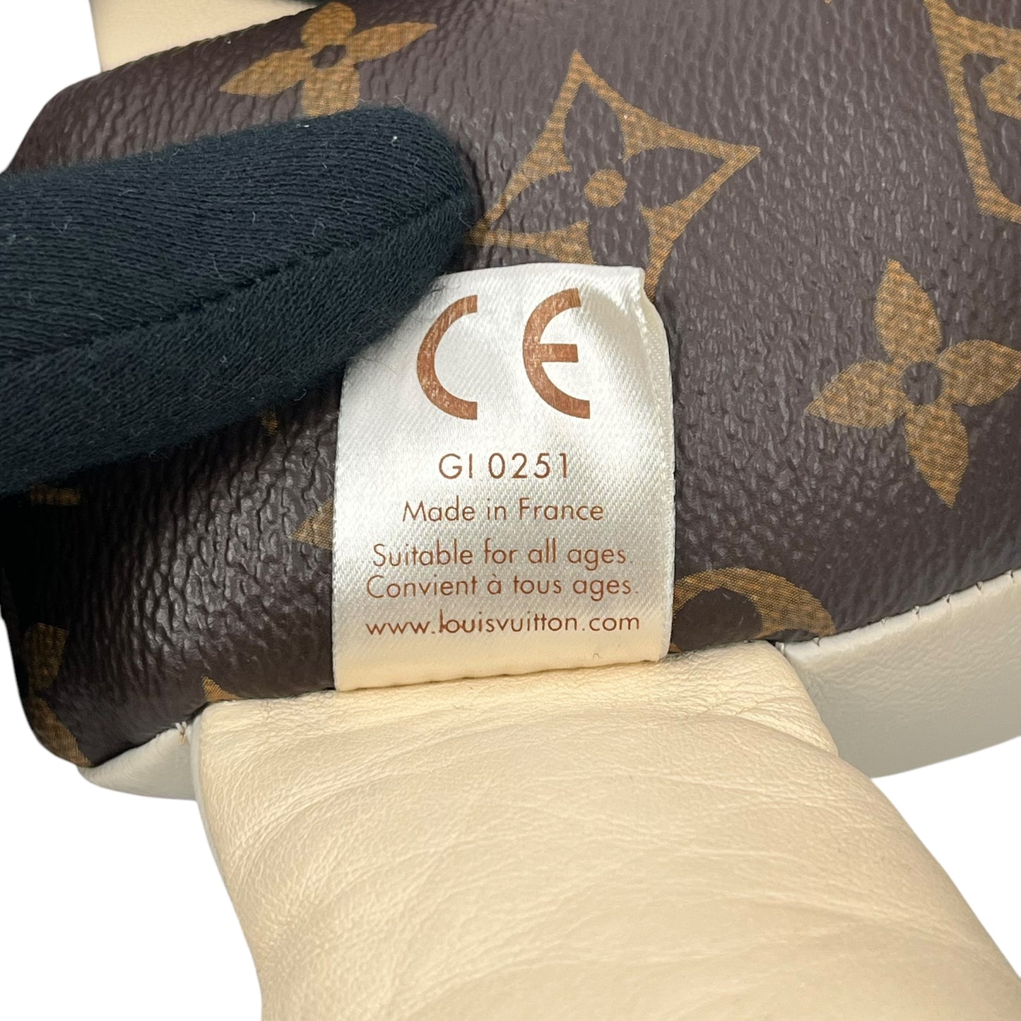Louis Vuitton Doudou Oscar Dog