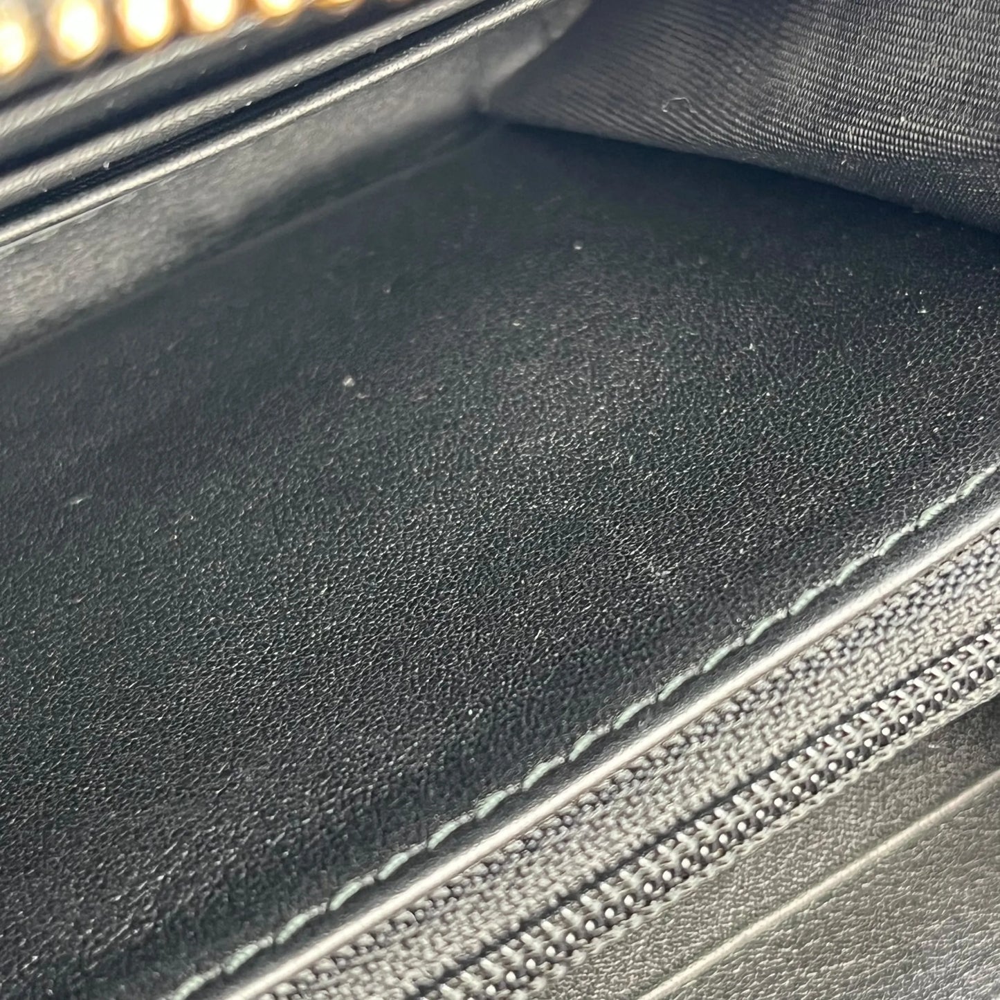 GUCCI Microguccissima Round Zip Long Wallet - Black
