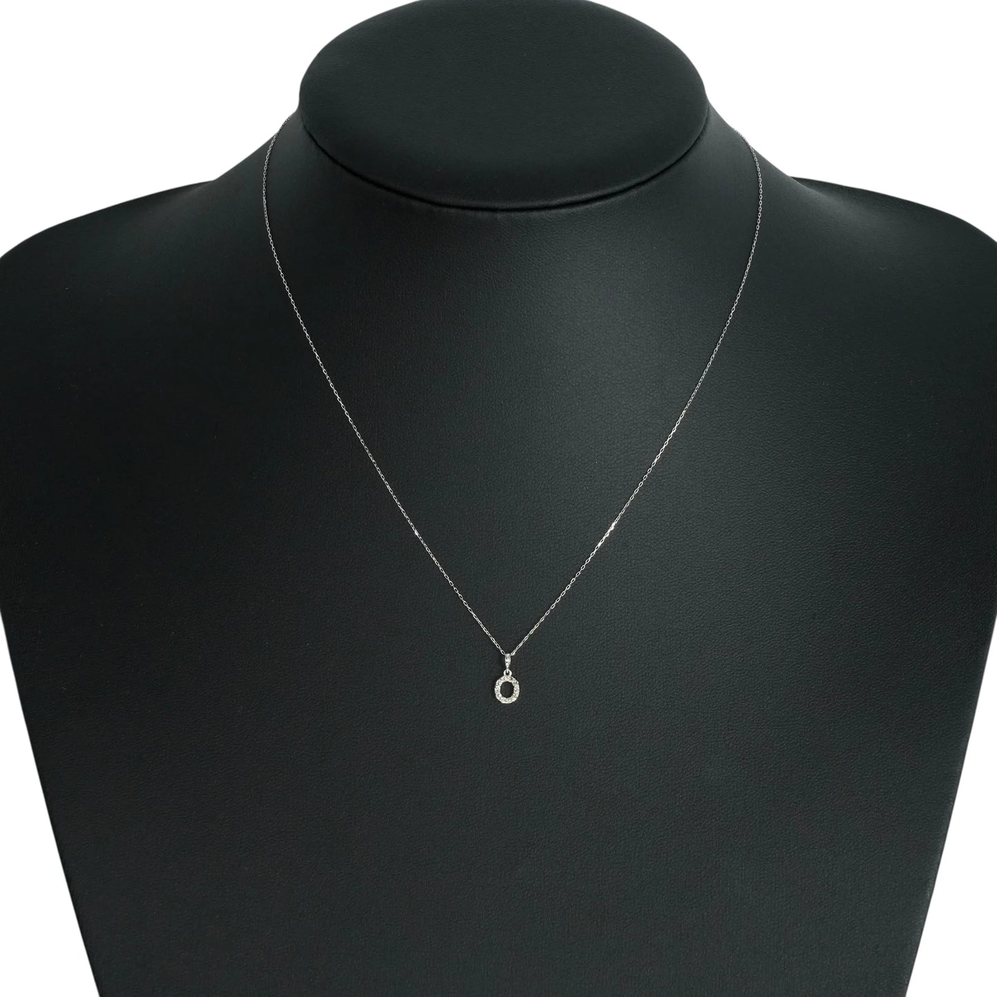 K18 White Gold Oval Diamond Necklace