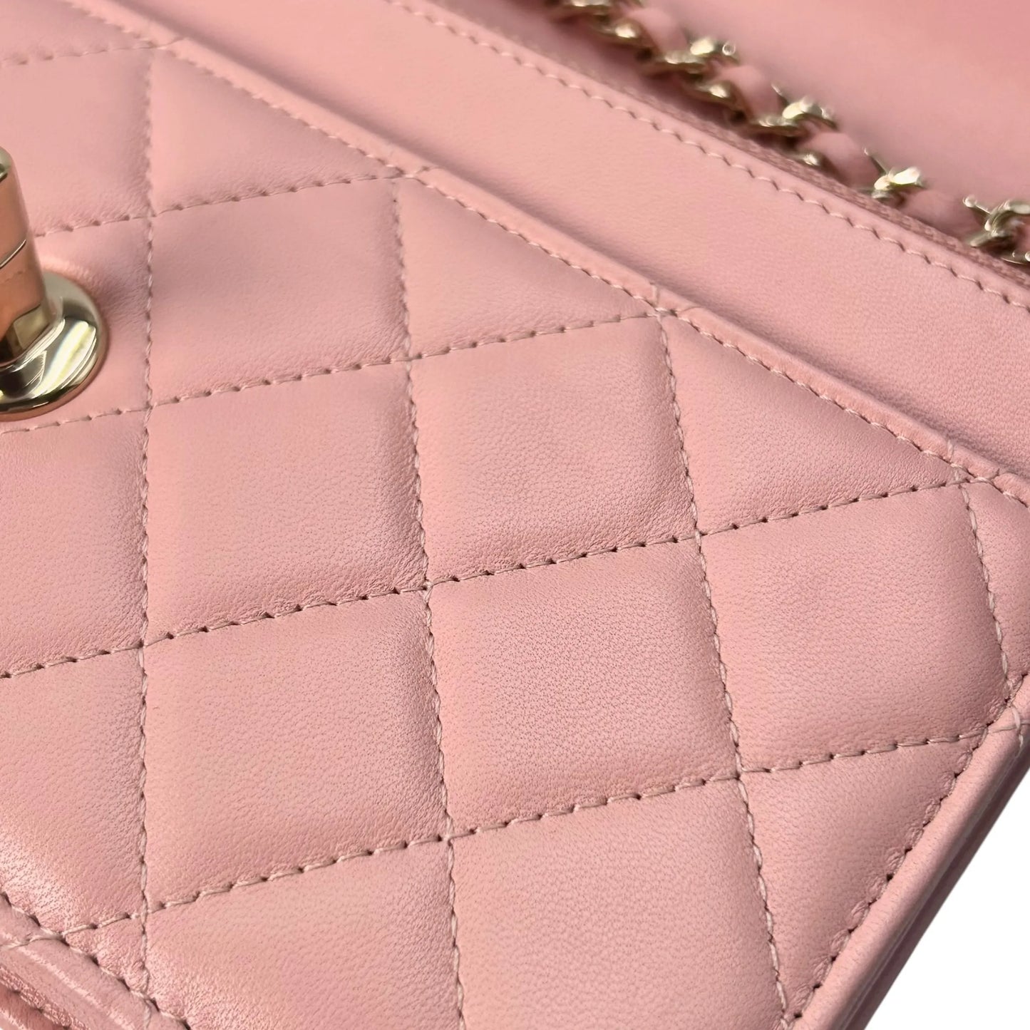 CHANEL Lambskin Chain Wallet - Baby Pink