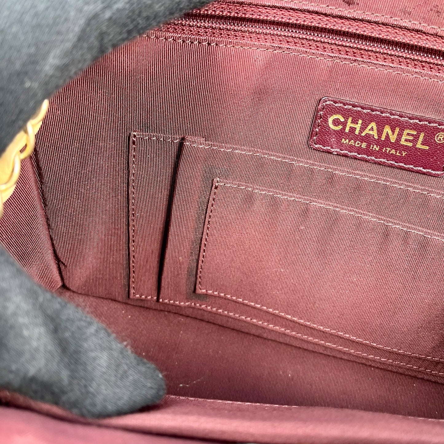 CHANEL Chevron V-Stitch Coco Mark Hand Bag