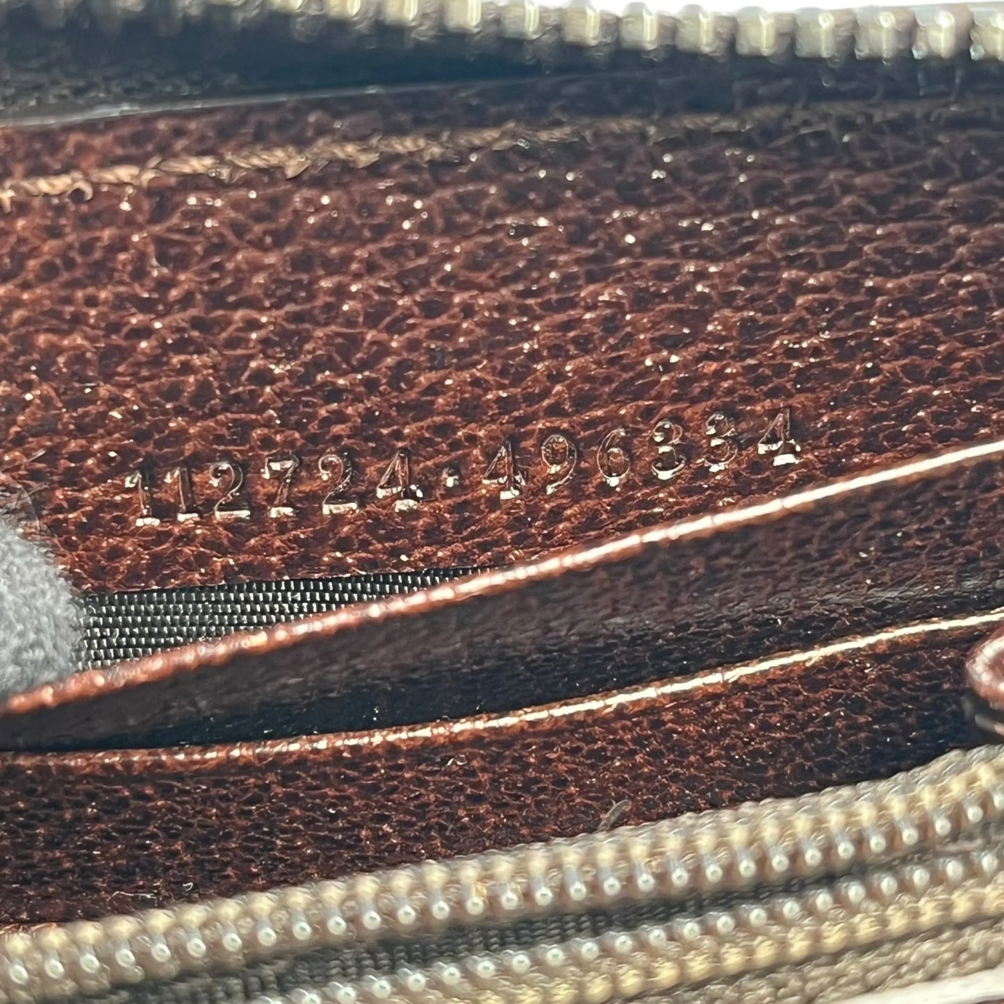GUCCI Guccissima Round Zipper Long Wallet - Brown