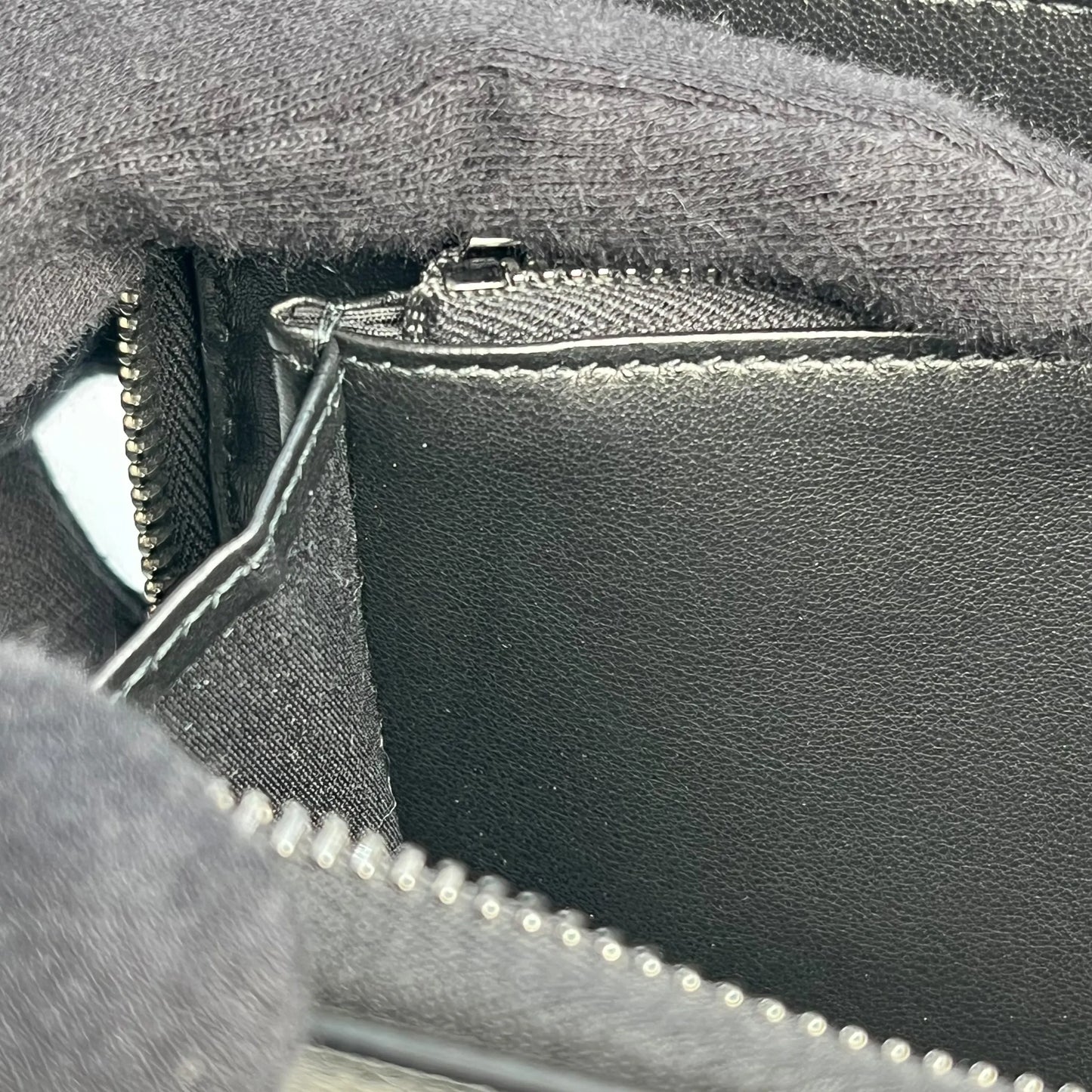 Dior CD Icon Round Zipper Long Wallet - Black