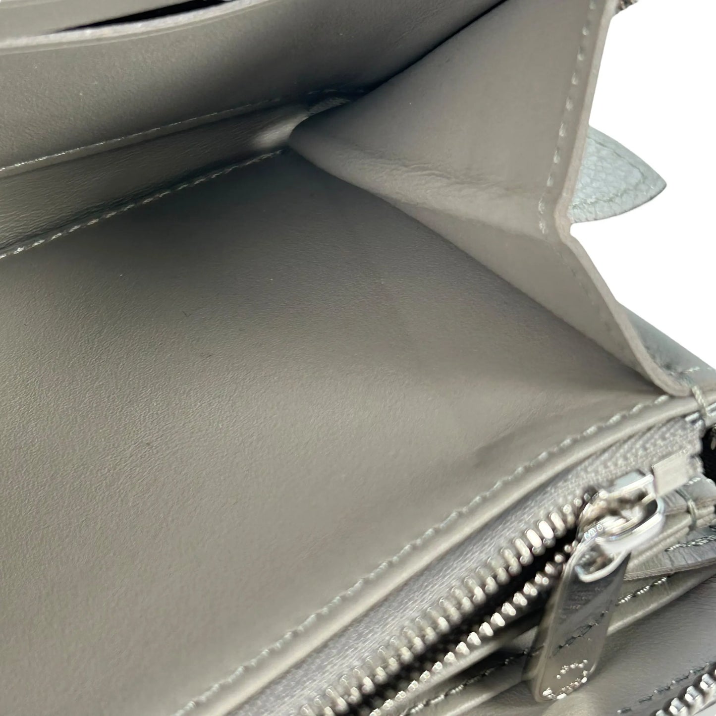 Louis Vuitton Monogram Mahina Long Wallet - Silver