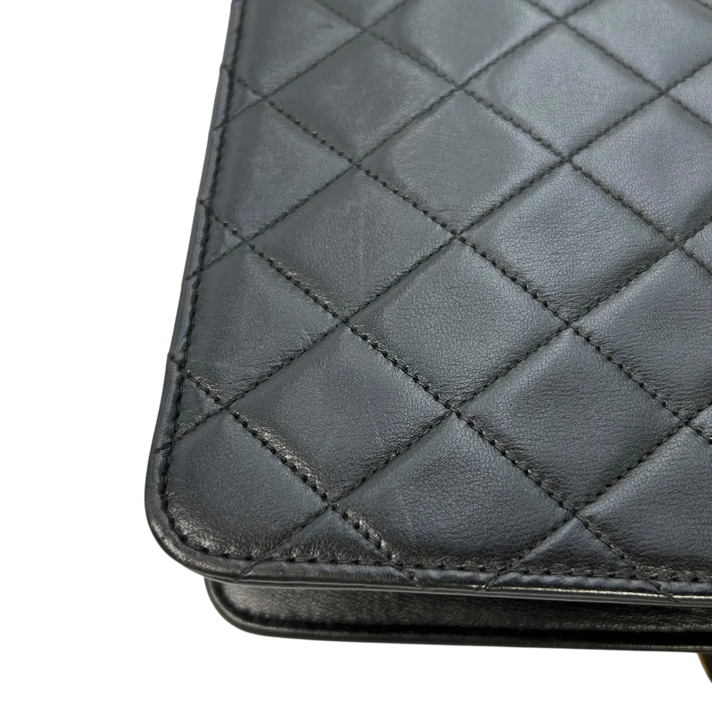 CHANEL Matelasse Lambskin Chain Shoulder Bag - Black