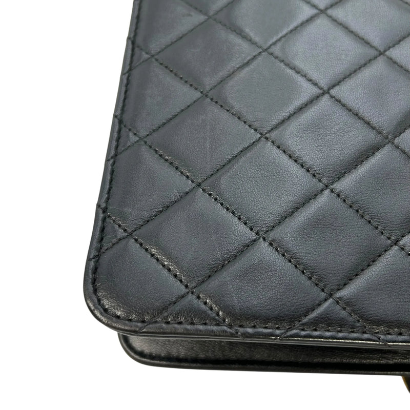 CHANEL Matelasse Lambskin Chain Shoulder Bag - Black