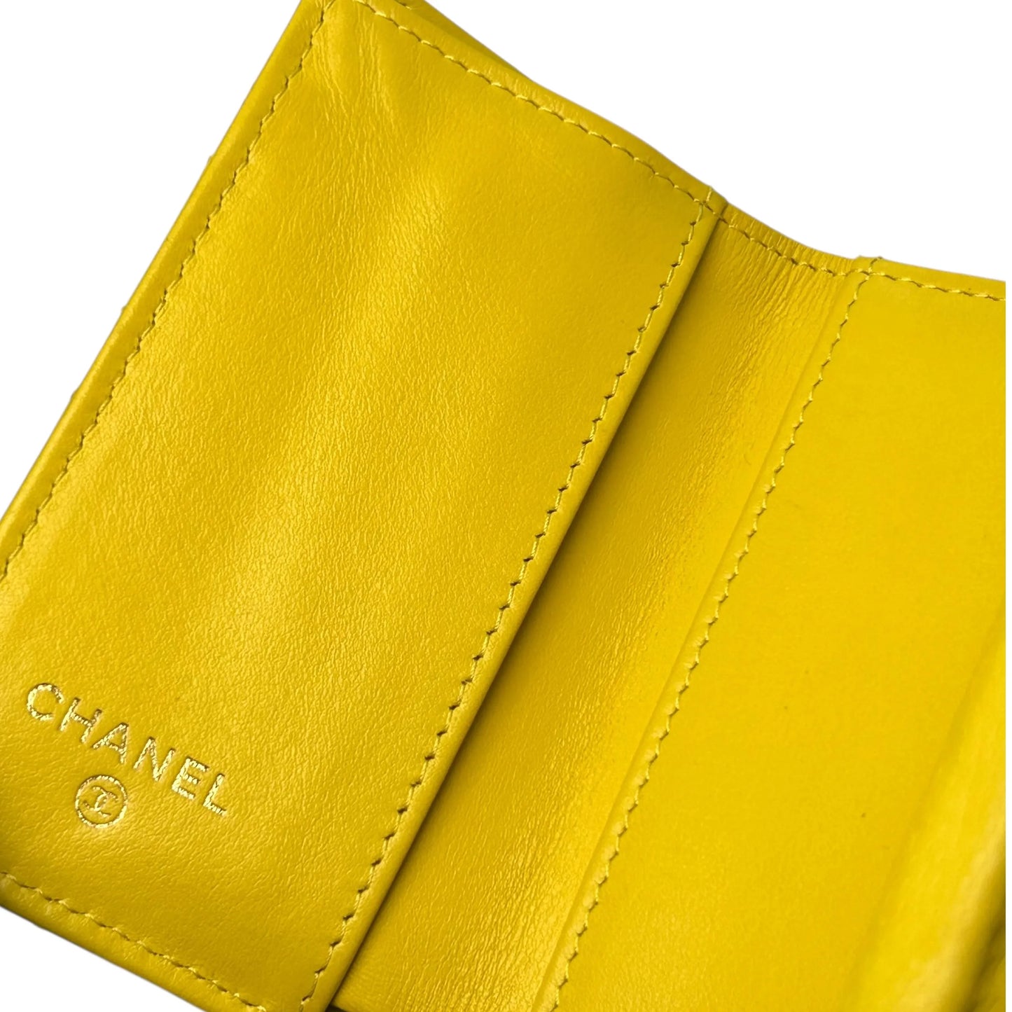 CHANEL Materasse Small Compact Wallet - Yellow