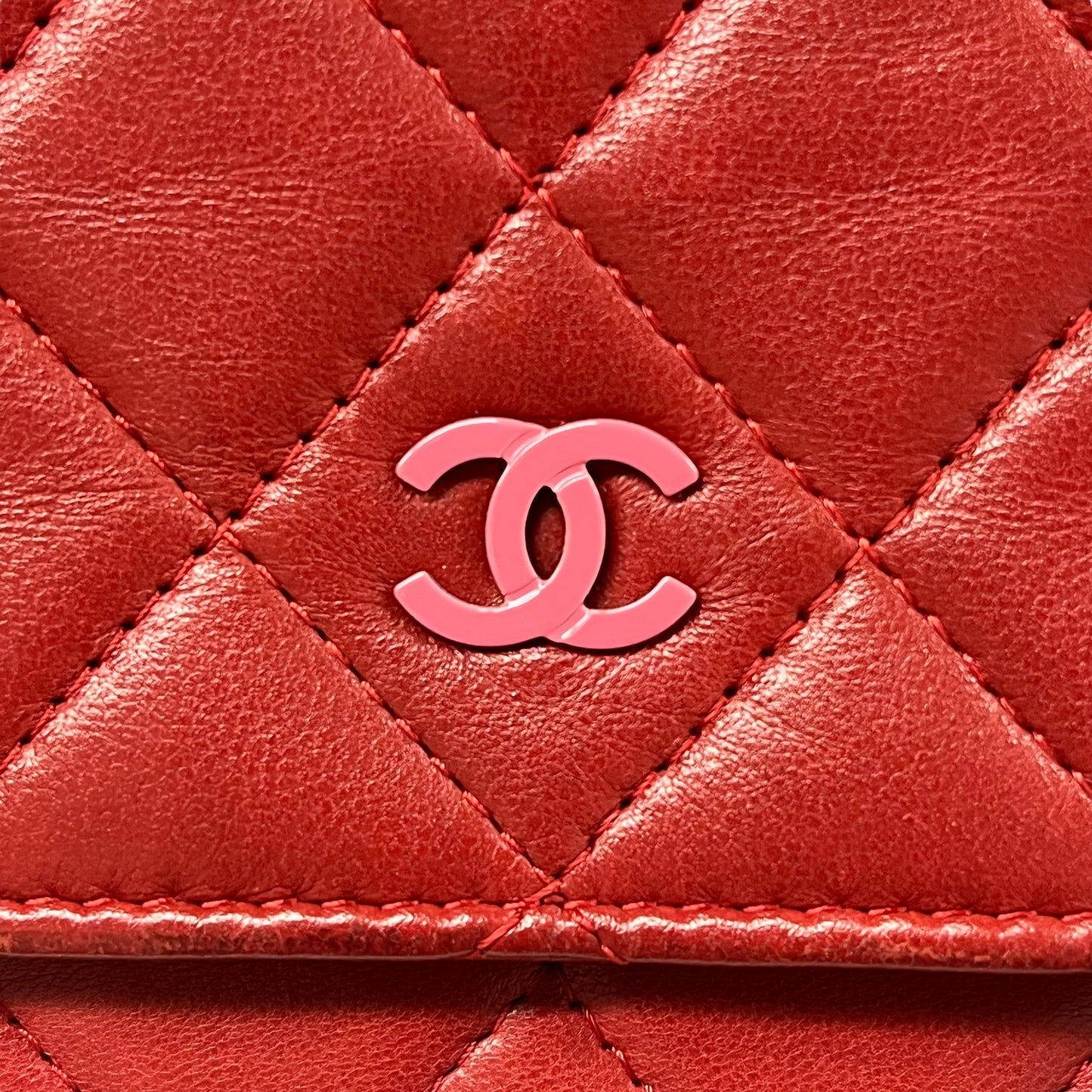 CHANEL Matelasse Chain Wallet Shoulder Bag - Red
