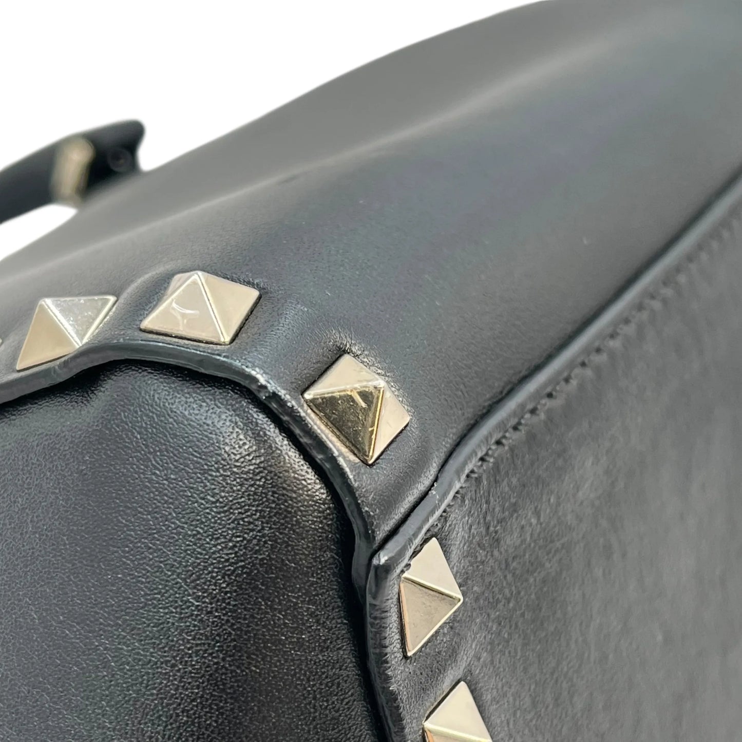 Valentino Garavani Rockstud Hand Bag Shoulder Bag - Black
