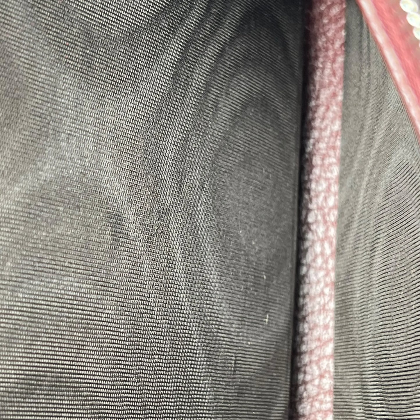 GUCCI Dionysus GG Supreme Chain Wallet - Red