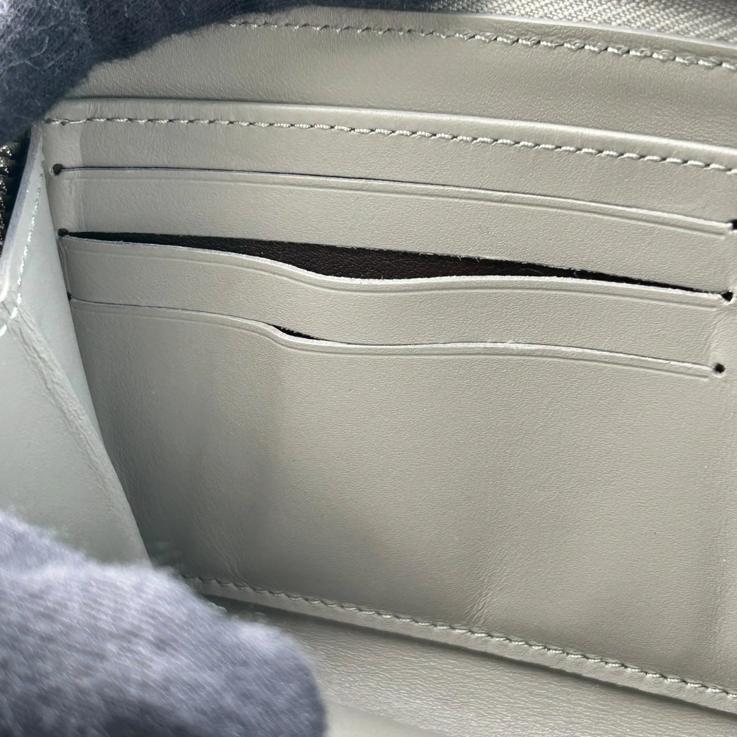 Louis Vuitton Monogram Mahina Long Wallet - Silver