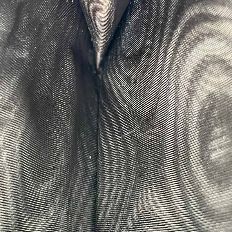 GUCCI Dionysus GG Supreme Chain Wallet - Red