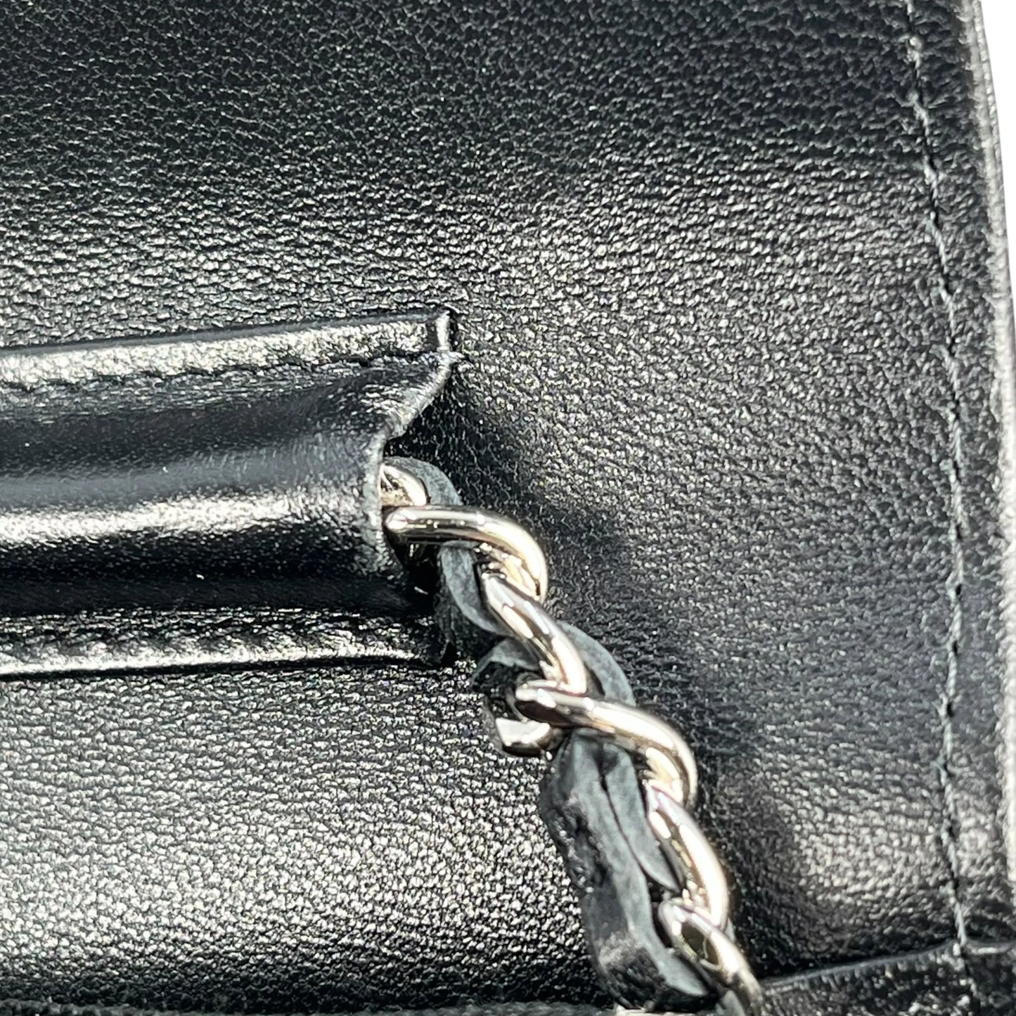 CHANEL Matelasse Lamskin Chain Wallet - Black