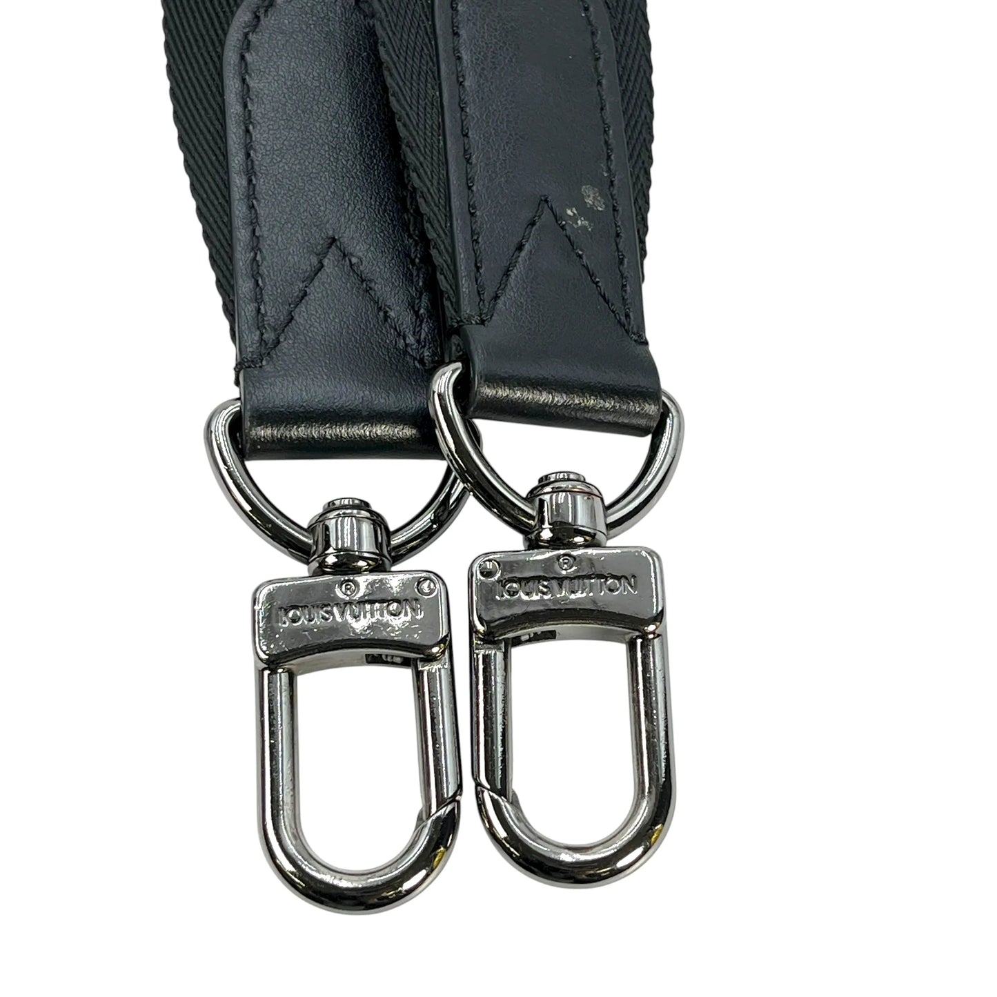 Louis Vuitton Trio Messenger Monogram Eclipse Shoulder Bag - Black