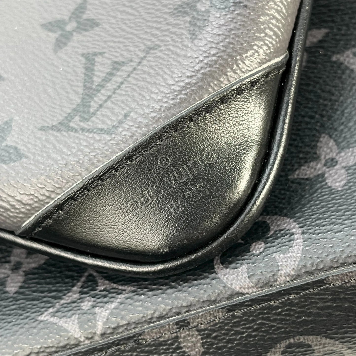 Louis Vuitton Trio Messenger Monogram Eclipse Shoulder Bag - Black