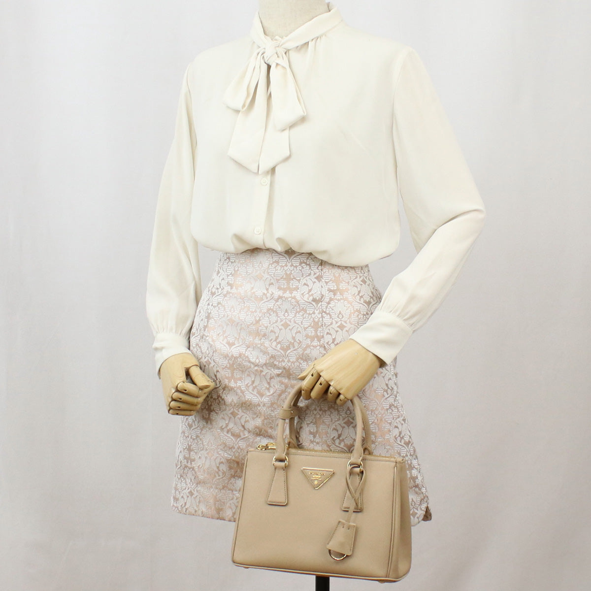 PRADA Galleria Saffiano Leather Hand Bag Shoulder Bag - Beige