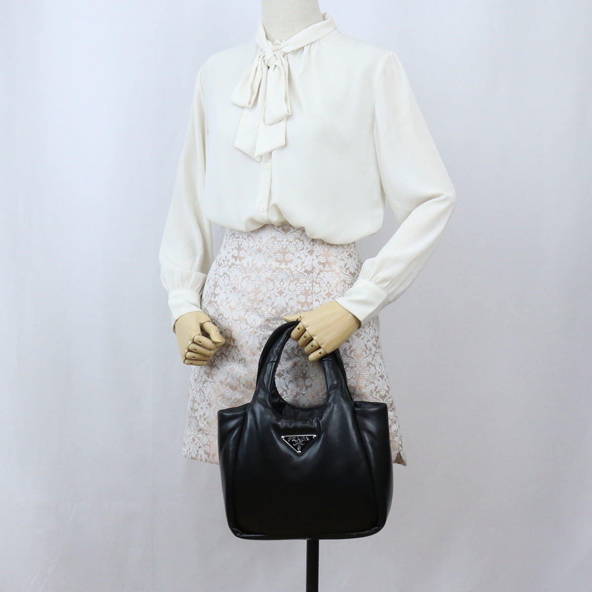 PRADA スモール リナイロン トートバッグ ハンドバッグ - ブラック