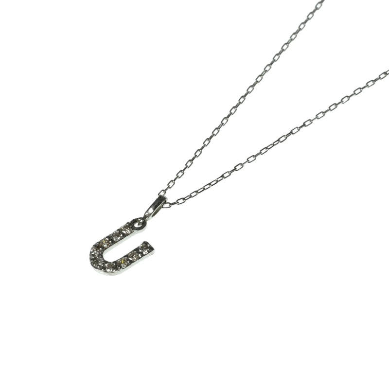 K18 White Gold U Pendant Necklace