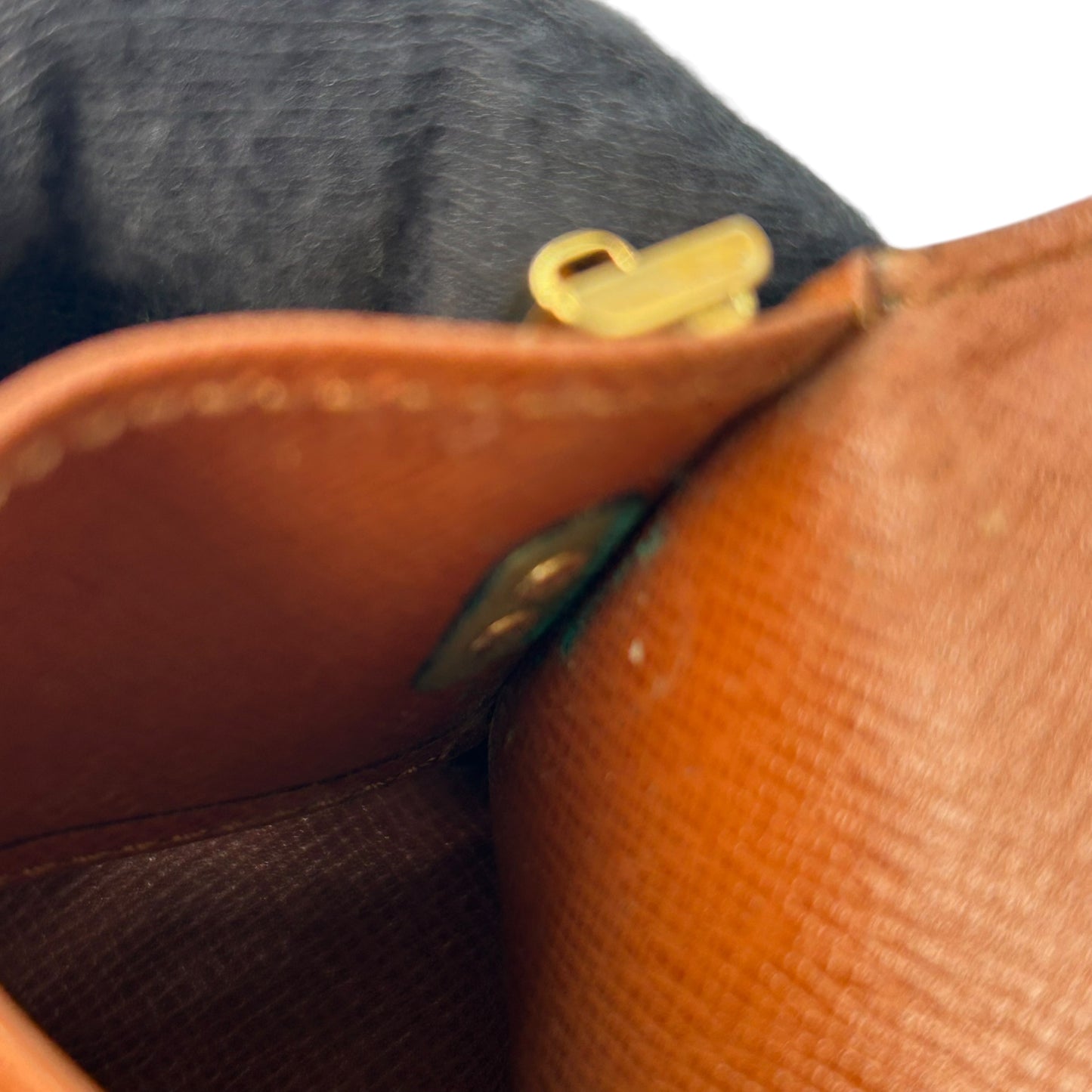 Louis Vuitton Multicle 4 Key Case