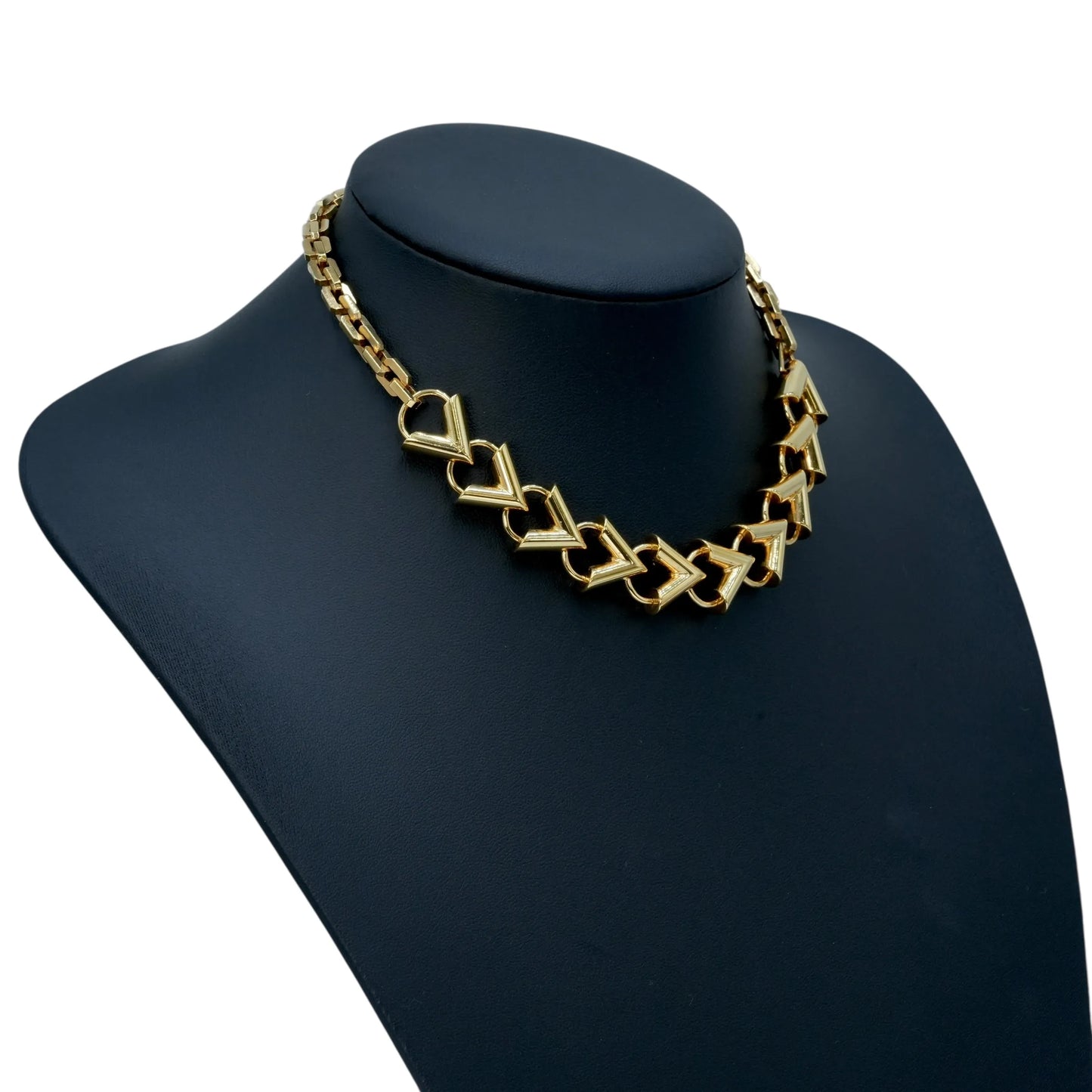 Louis Vuitton Essential V Necklace GP