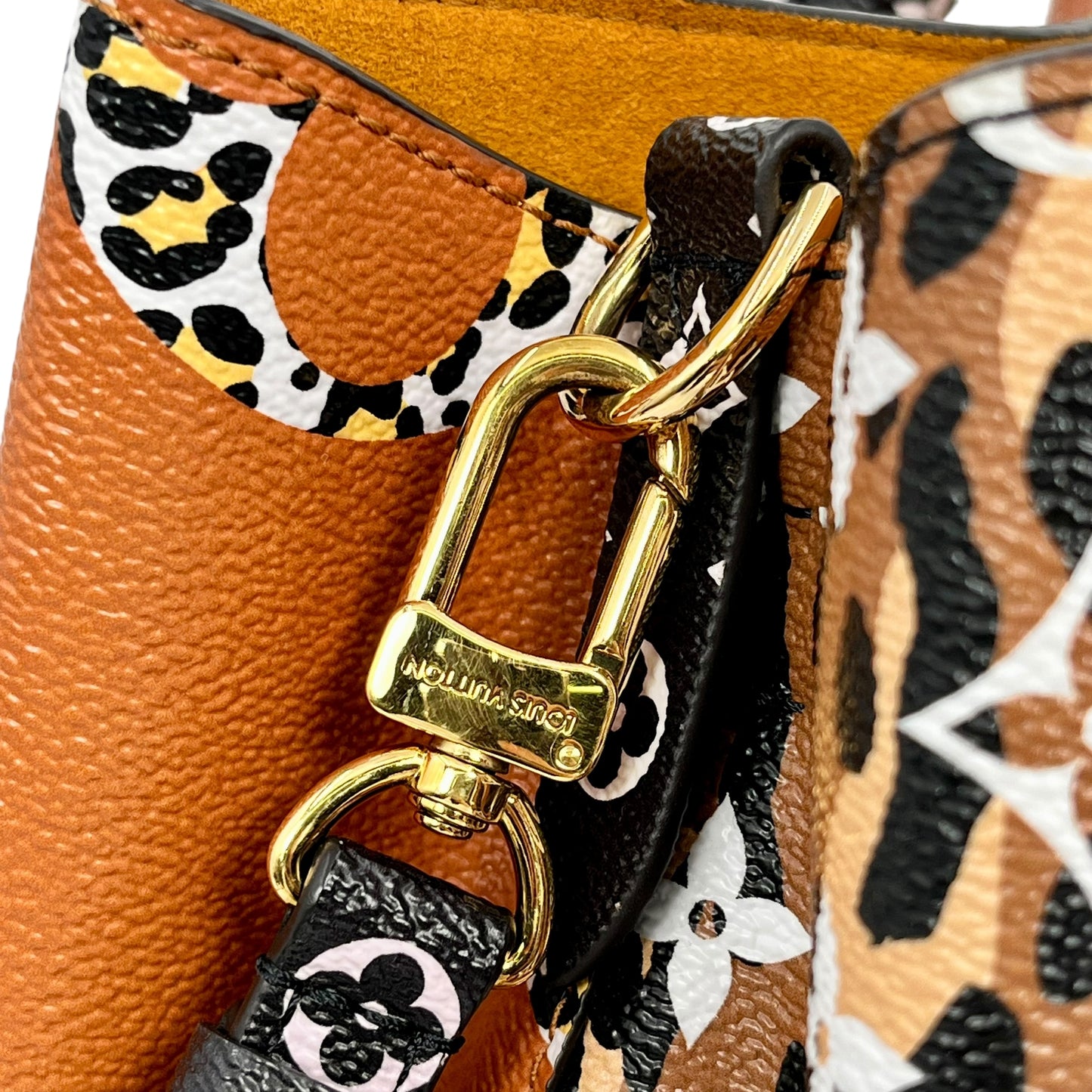 Louis Vuitton NeoNoe Camel Monogram Giant Jungle