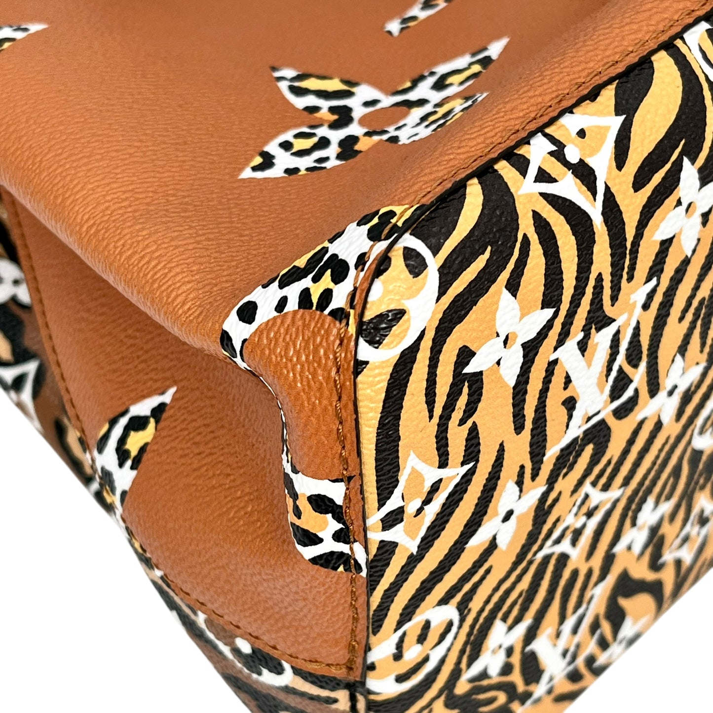 Louis Vuitton NeoNoe Camel Monogram Giant Jungle