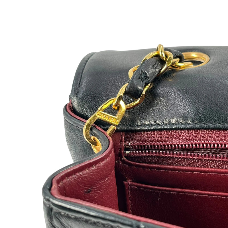 CHANEL Diana Flap 22 Chain Shoulder Bag - Black