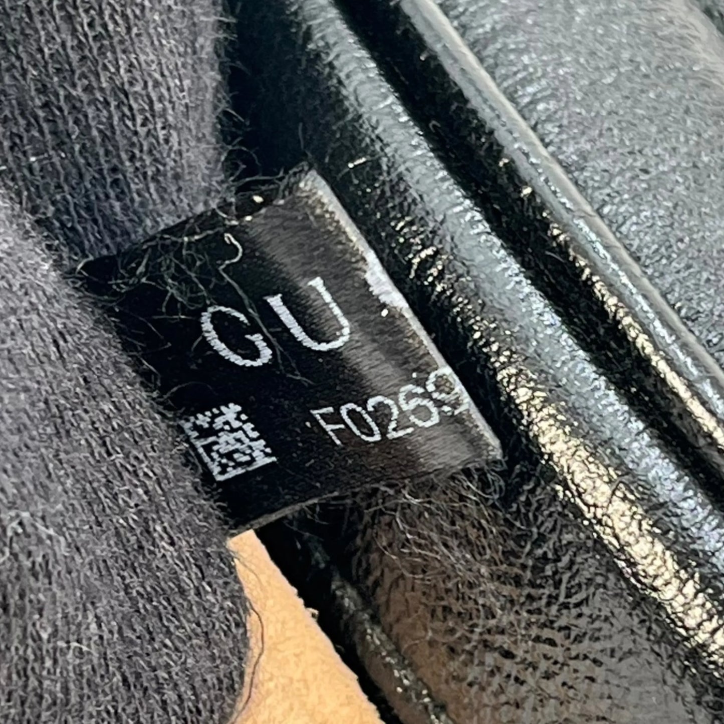 GUCCI GG Marmont Mini Round Chain Shoulder Bag - Black