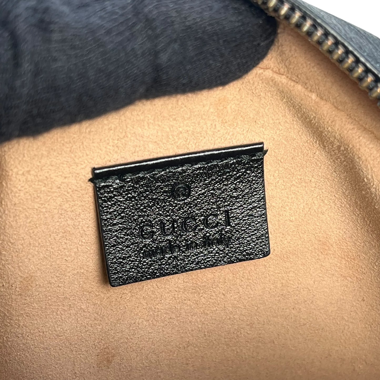 GUCCI GG Marmont Mini Round Chain Shoulder Bag - Black