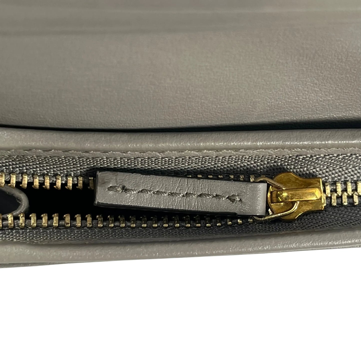 GUCCI GG Materasse Compact Wallet - Gray