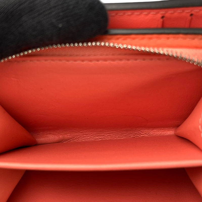 Louis Vuitton Portefeuille Clea Mahina Compact Wallet - Orange Pink