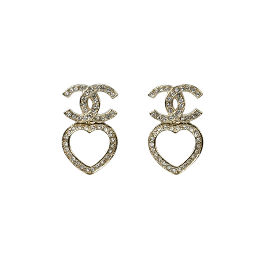 CHANEL Rhinestone CC Logo Heart Earring F23B - Gold Plated
