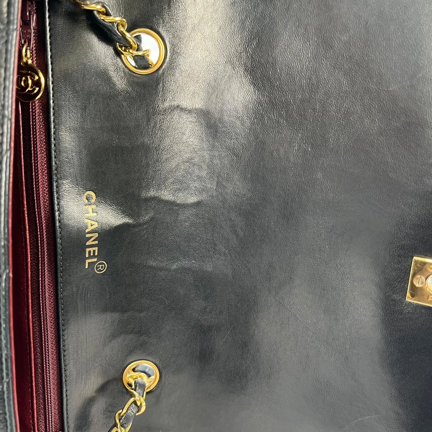 CHANEL Diana 25 Lambskin Shoulder Bag - Black
