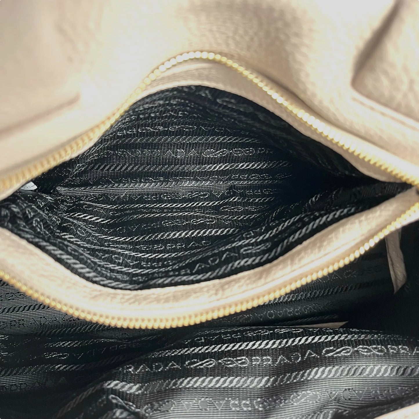 PRADA Hand Bag Vitello Daino Leather - Baby Pink