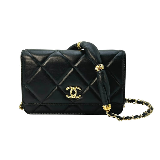 CHANEL 19 Lambskin Chain Wallet - Black 