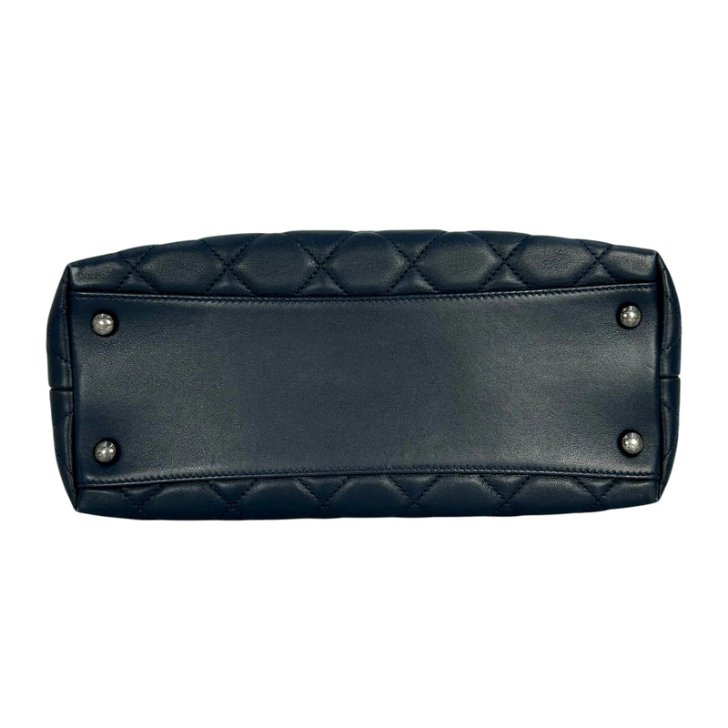 CHANEL Matelassé Tweed and Quilted Aged Calfskin Medium Handbag with Chain Shoulder Bag - Navy 