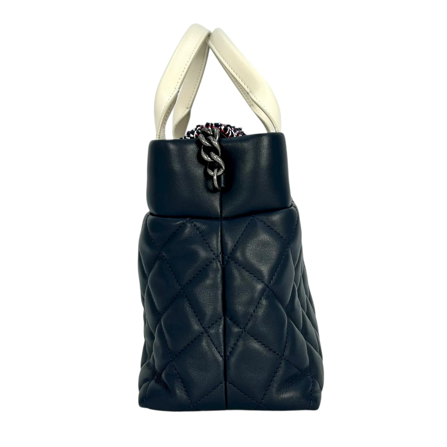 CHANEL Matelassé Tweed and Quilted Aged Calfskin Medium Handbag with Chain Shoulder Bag - Navy 