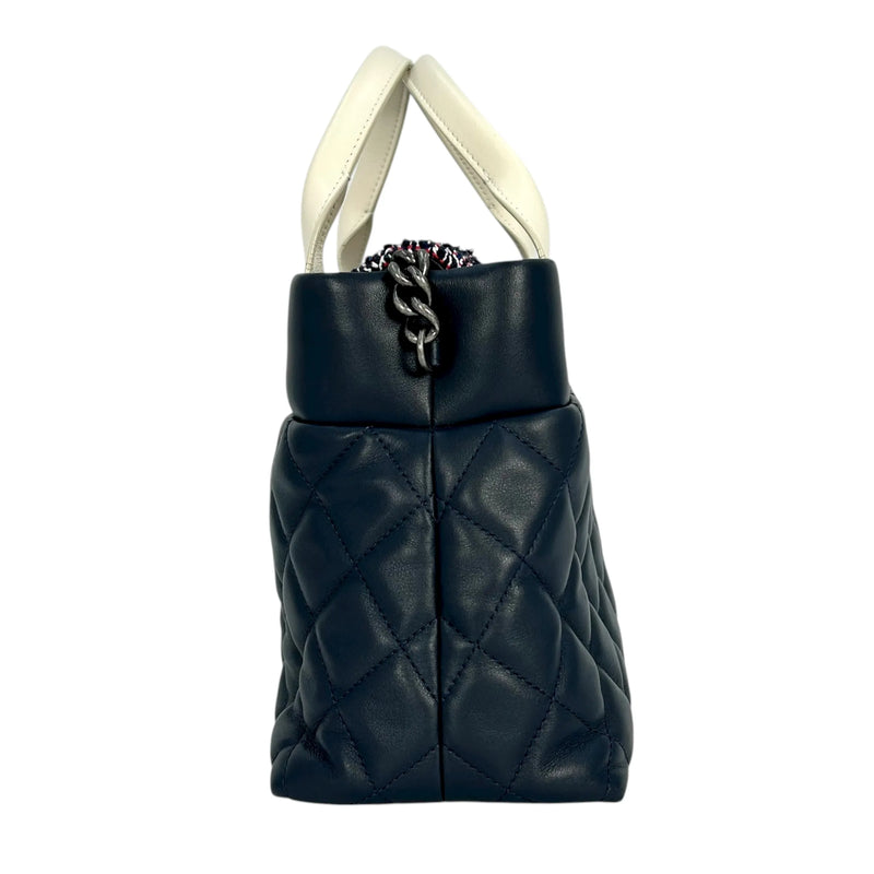 CHANEL Matelassé Tweed and Quilted Aged Calfskin Medium Handbag with Chain Shoulder Bag - Navy 