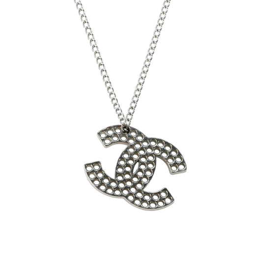 CHANEL Punching CC Logo Necklace - Metal