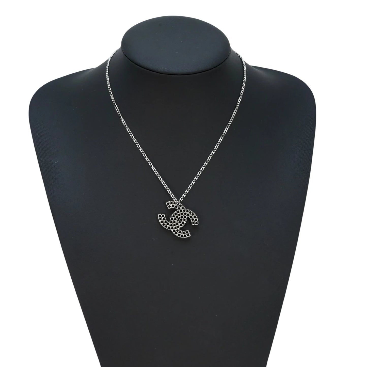 CHANEL Punching CC Logo Necklace - Metal