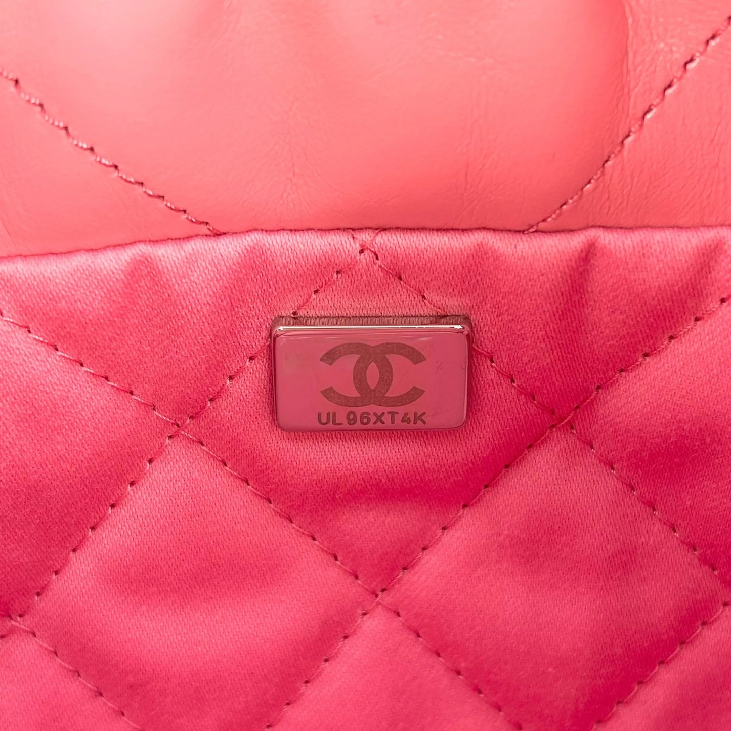 CHANEL Calfskin 22 Mini Hand Bag Chain Shoulder Bag - Pink
