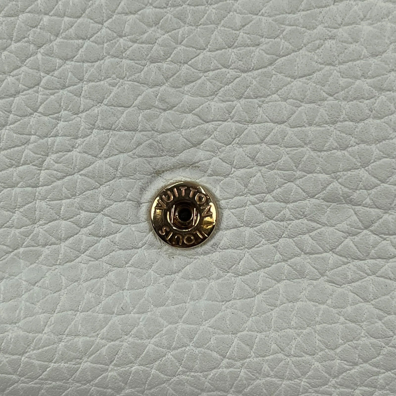 Louis Vuitton Capucines Portefeuille Compact Wallet - Mint Green