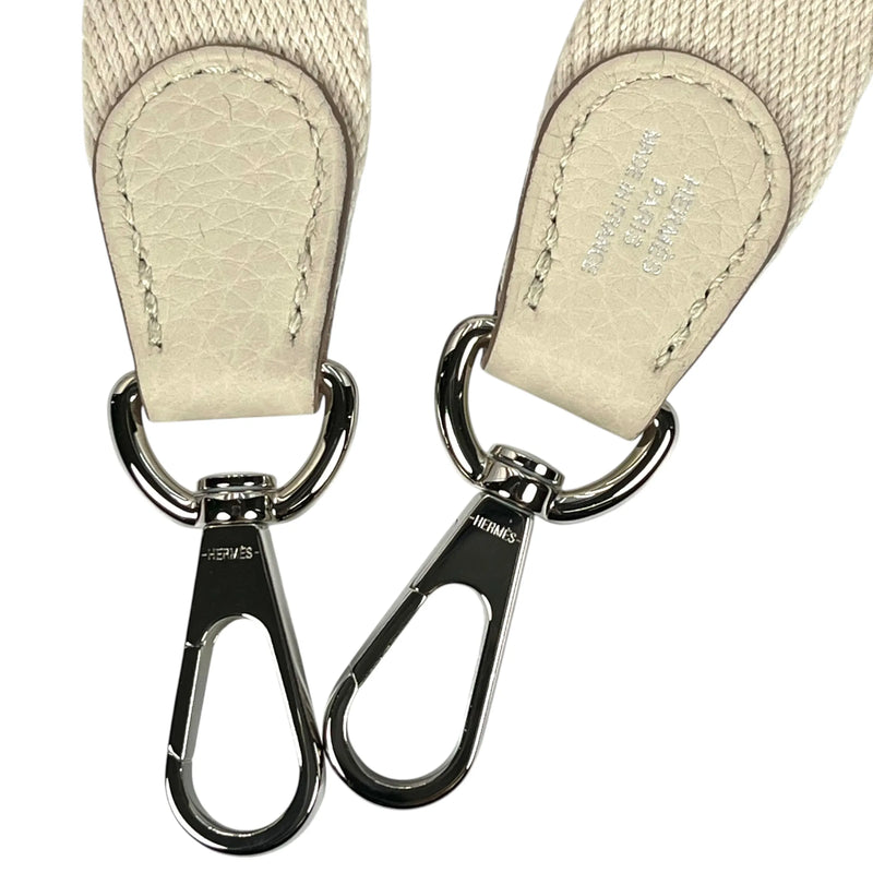 Hermès Evelyne TPM Trillion Leather Gris Pale B Stamped（2023）Shoulder Bag - White