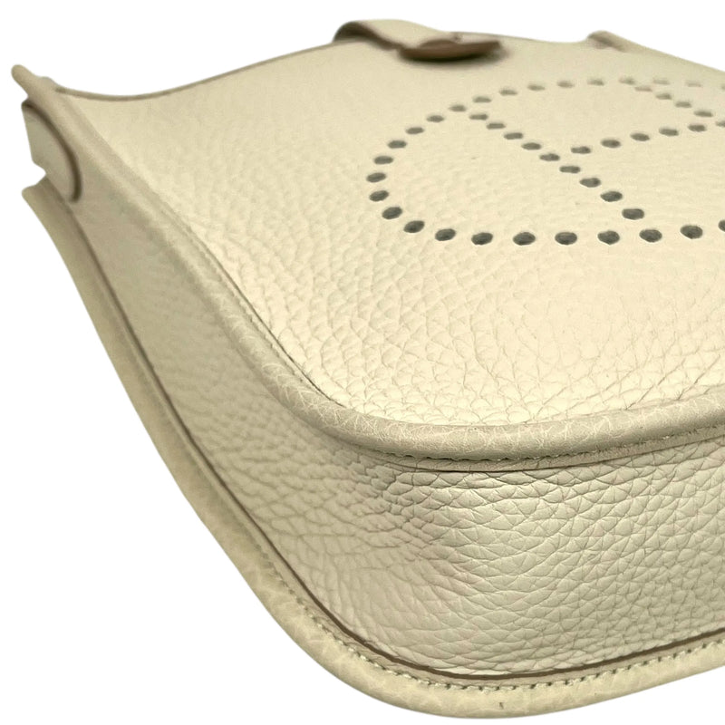 Hermès Evelyne TPM Trillion Leather Gris Pale B Stamped（2023）Shoulder Bag - White