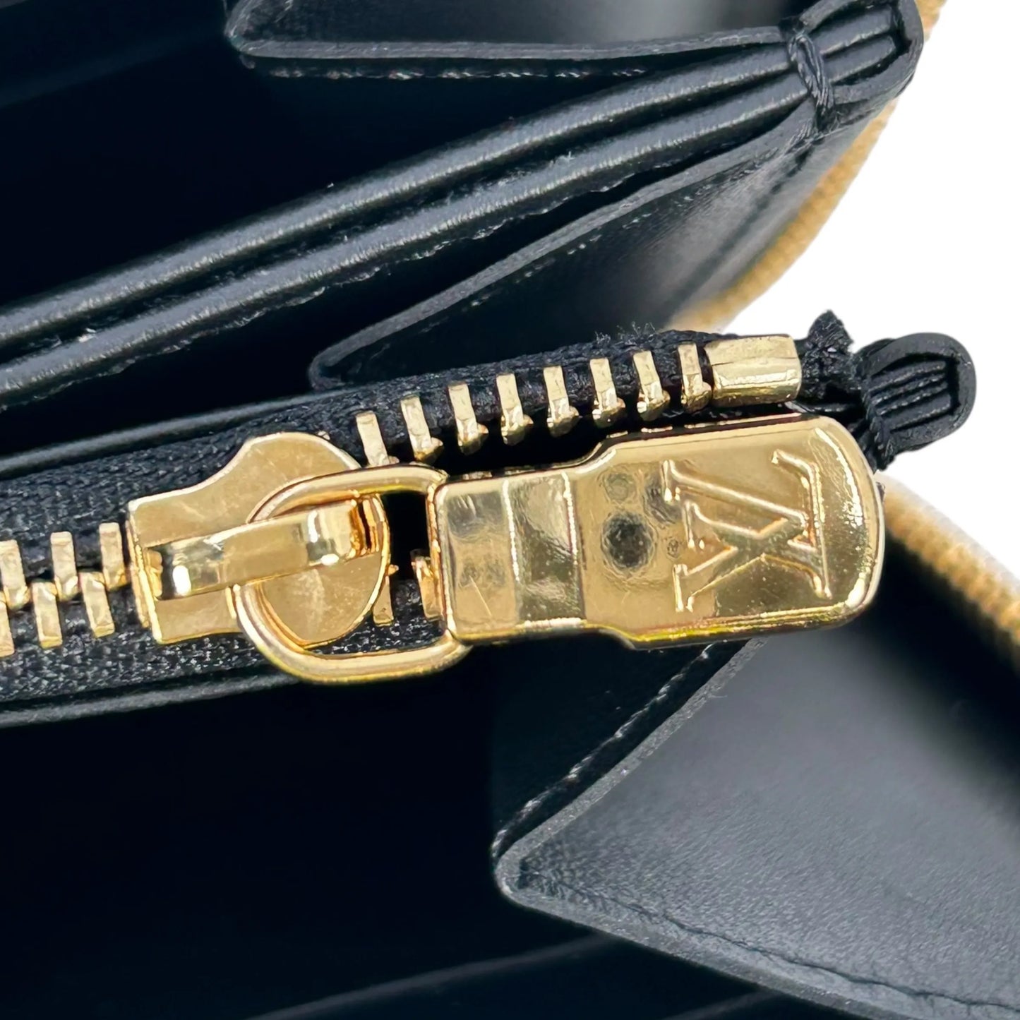 Louis Vuitton モノグラム ラムレザー クッサン ジッピーウォレット 長財布 ロングウォレット - ブラック