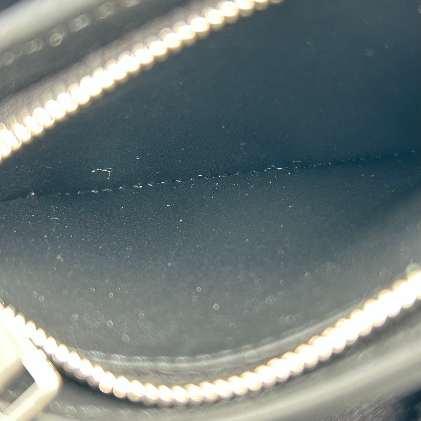 CELINE トリオンフ エンボス カーフスキン コンパクトウォレット - ブラック