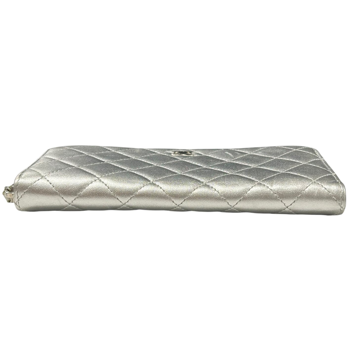 CHANEL Matlass Round Zipper Cocomark Silver