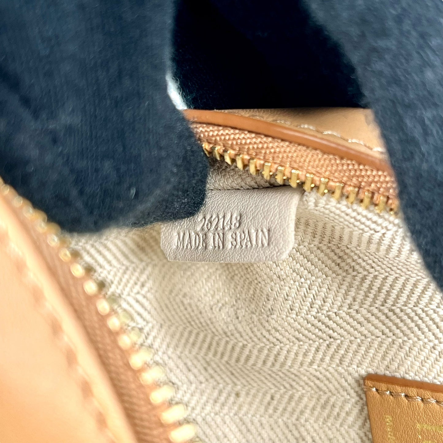 LOEWE amazana nano 2way bag