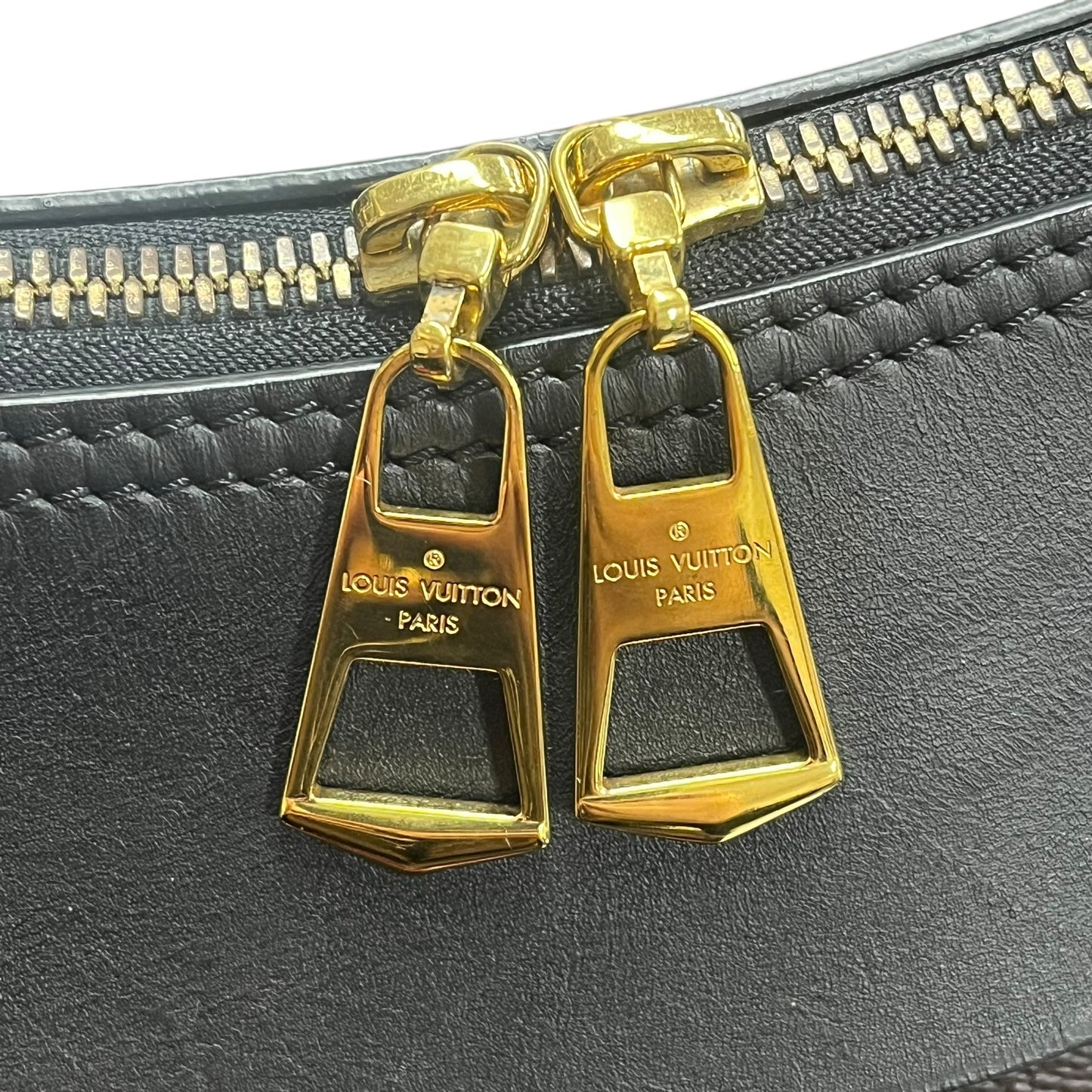 Louis Vuitton Monogram Tuileries Hand Bag - Brown