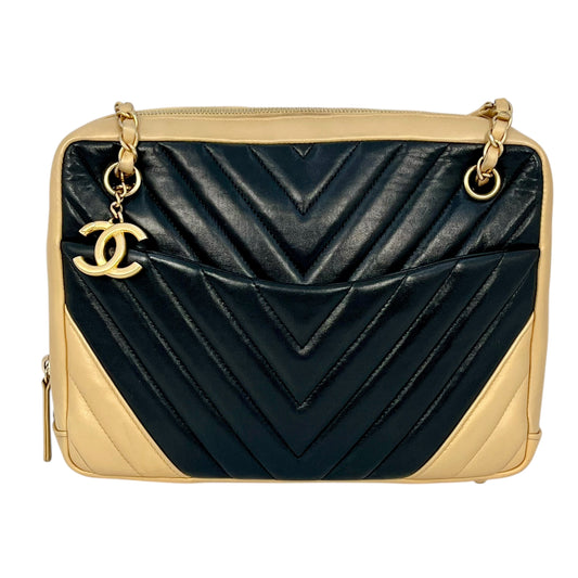 CHANEL Chevron V-Stitch Coco Mark Hand Bag